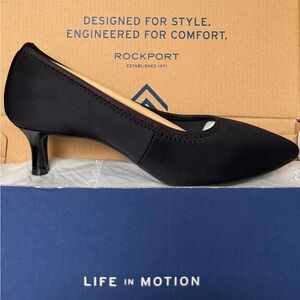 Rockport Black Low Heel Pointed Toe Pump